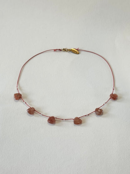 Collier Pierre de soleil sur soie