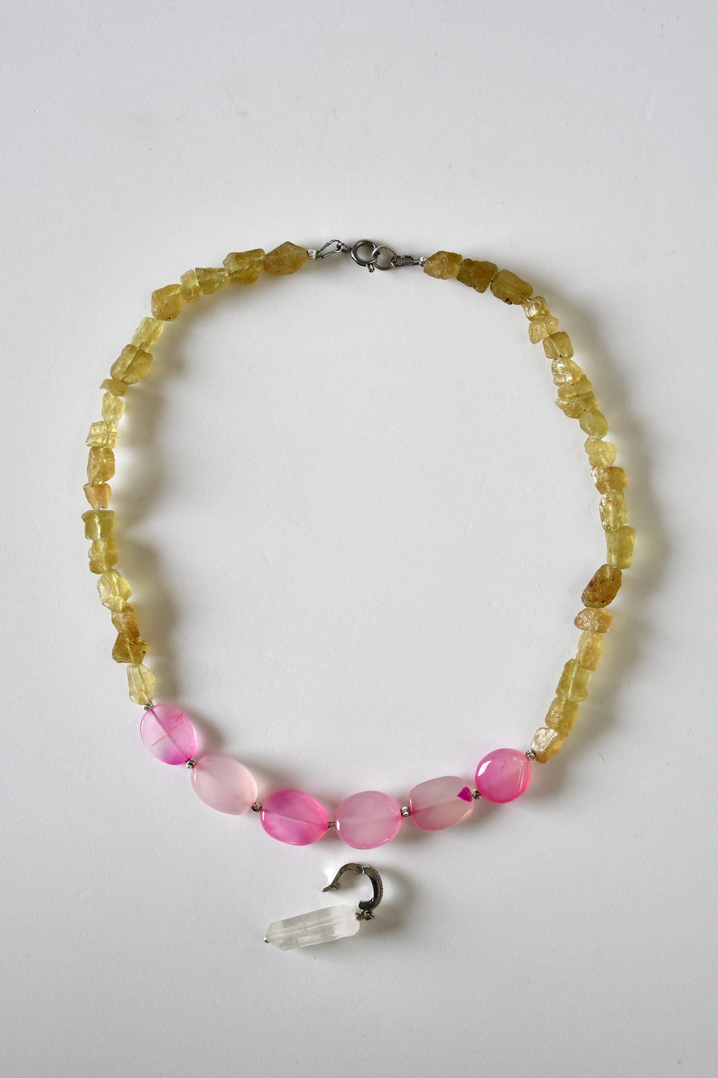 Collier Apatite jaune & Calcedoine — La douceur qui avance