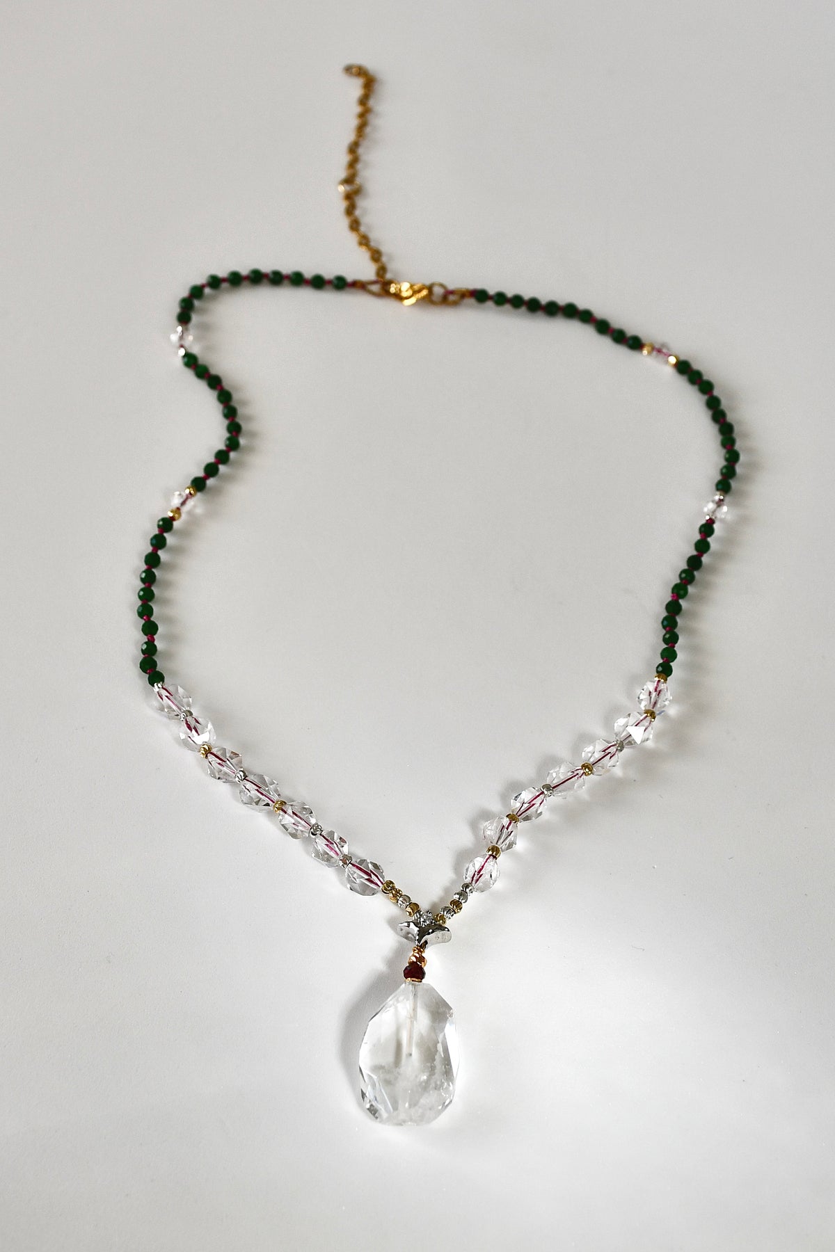 Collier Jade vert, Cristal de roche, Grenat