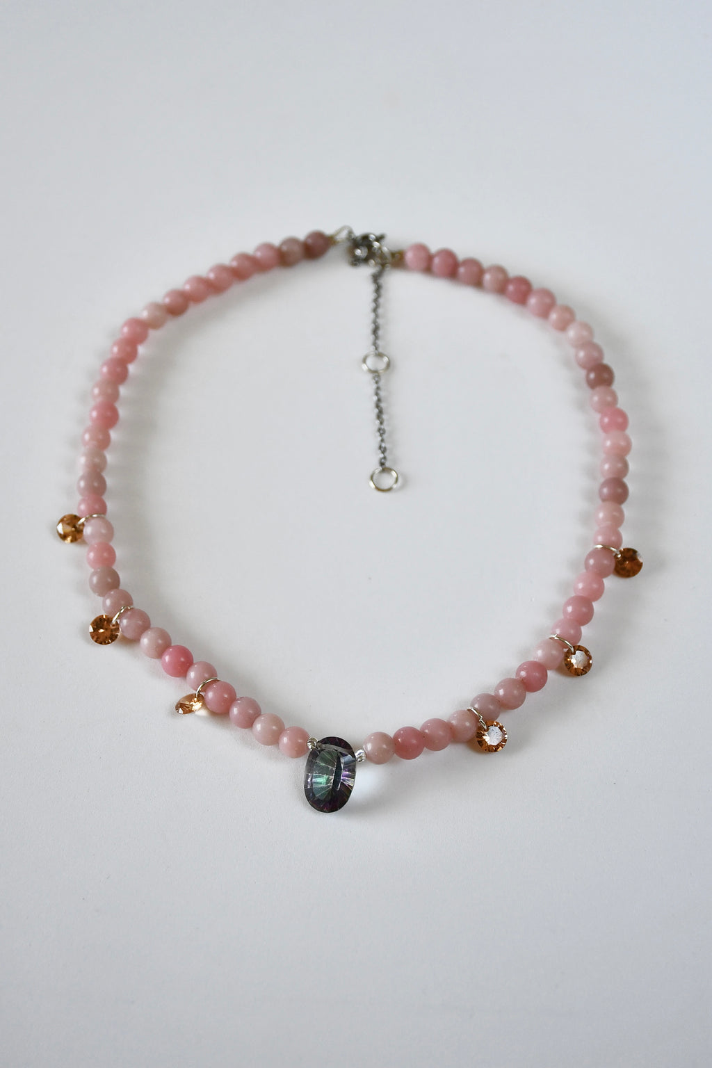 Collana Opale rosa & Cristallo — La tenerezza allo stato puro