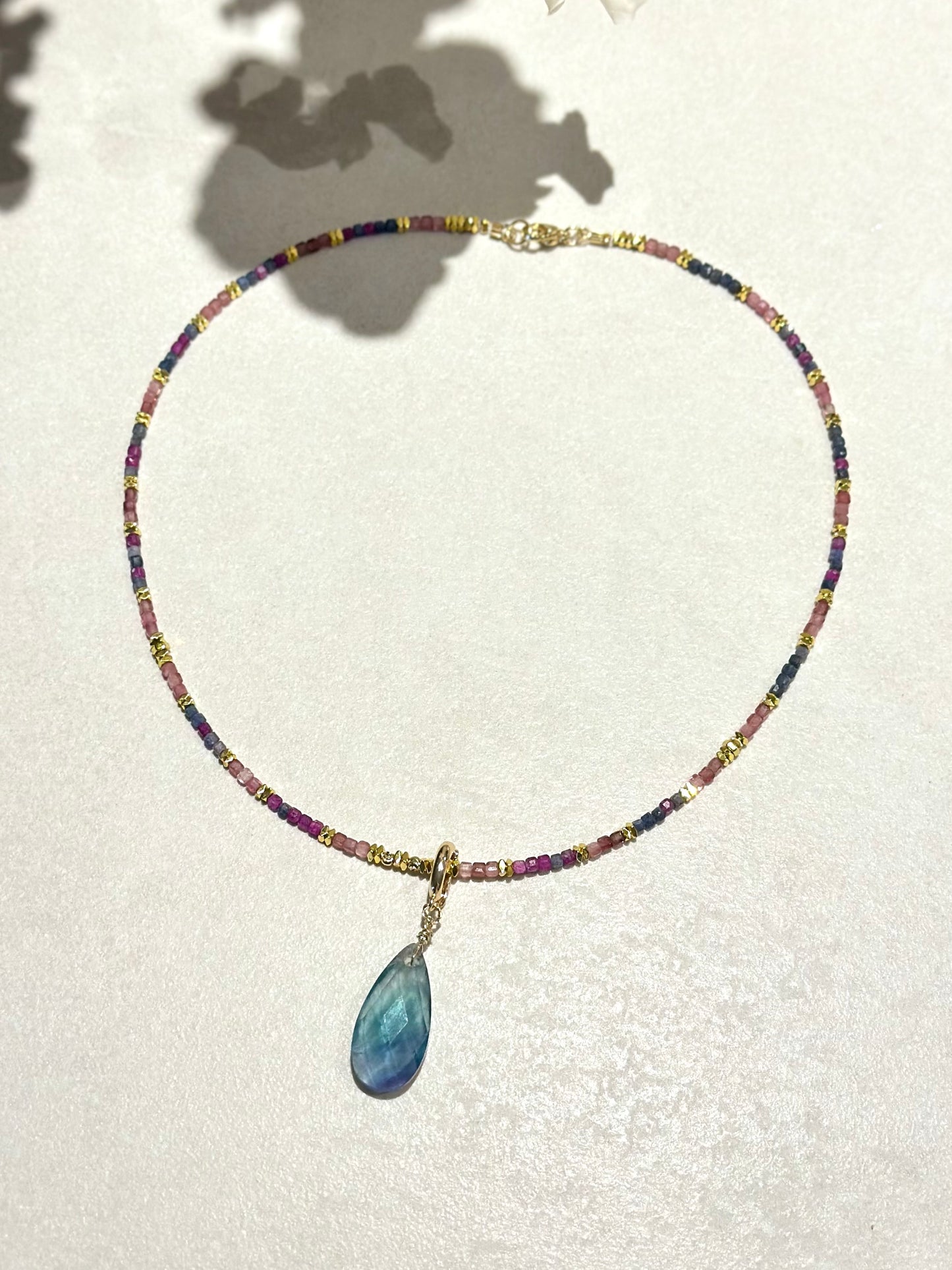 Collier Saphir & Tourmaline