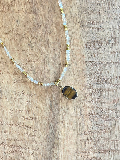 Pendentifs nacre et pierres naturelles