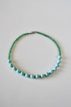 Collana Amazzonite & Howlite — La pace come fondamento