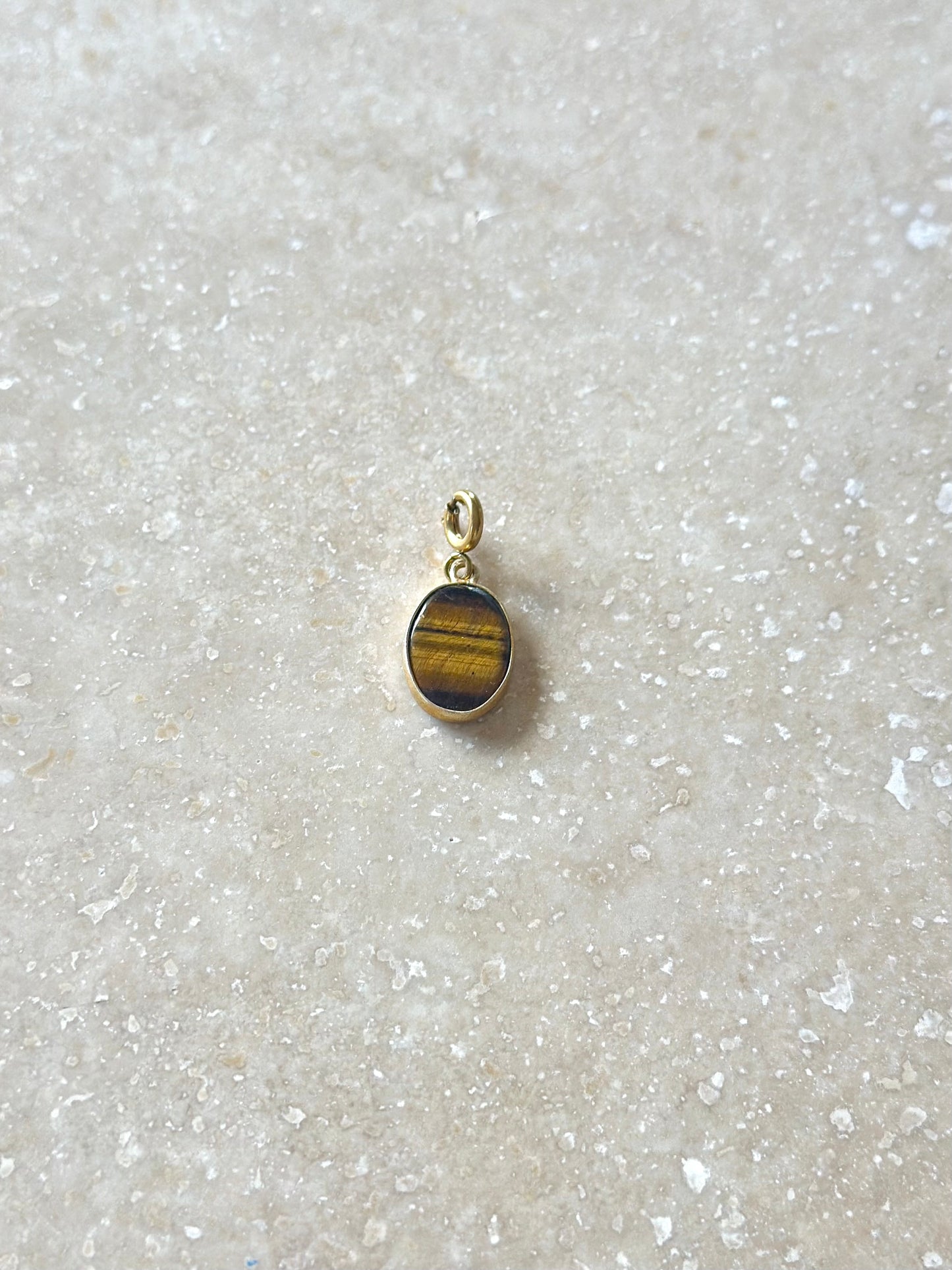 Pendentifs nacre et pierres naturelles