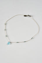 Collier Calcédoine & Apatite sur soie