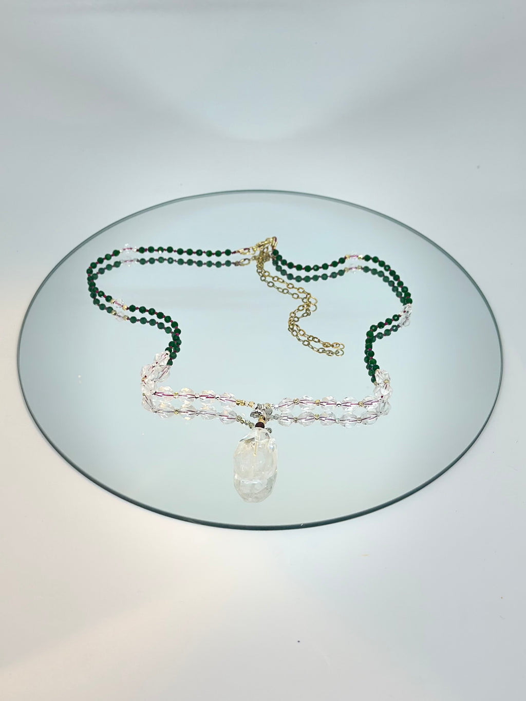 #125 Collana Giada verde, Cristallo di rocca, Granato