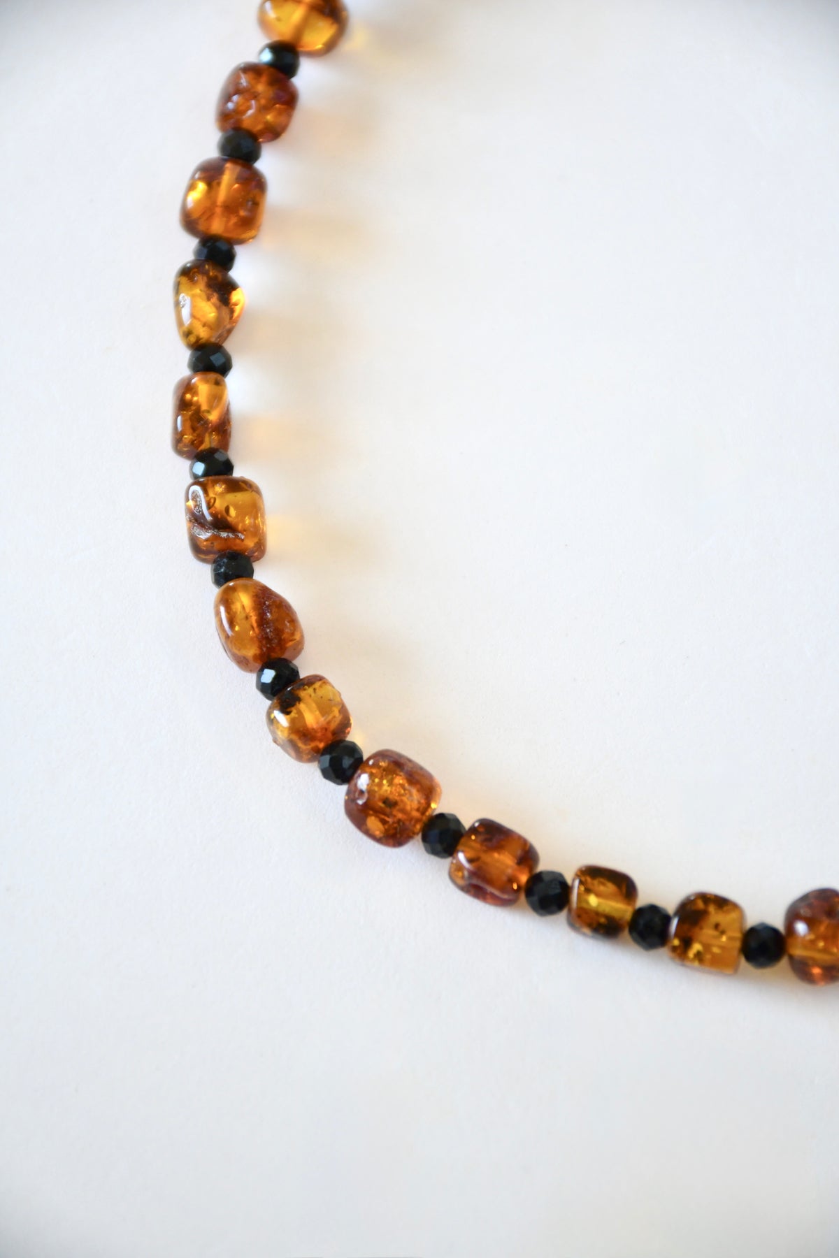 Collier Tourmaline noire & Ambre