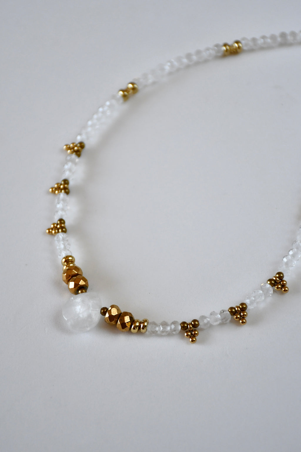 Collier Cristal de Roche – Clarté et vibration