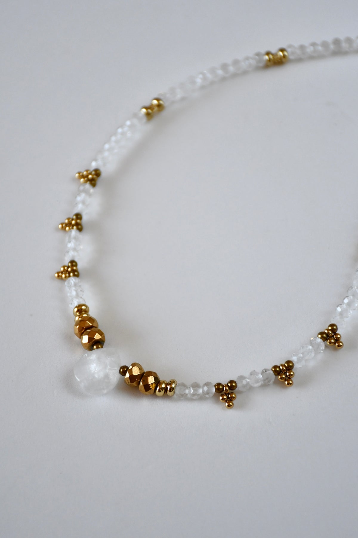 Collier Cristal de Roche – Clarté et vibration