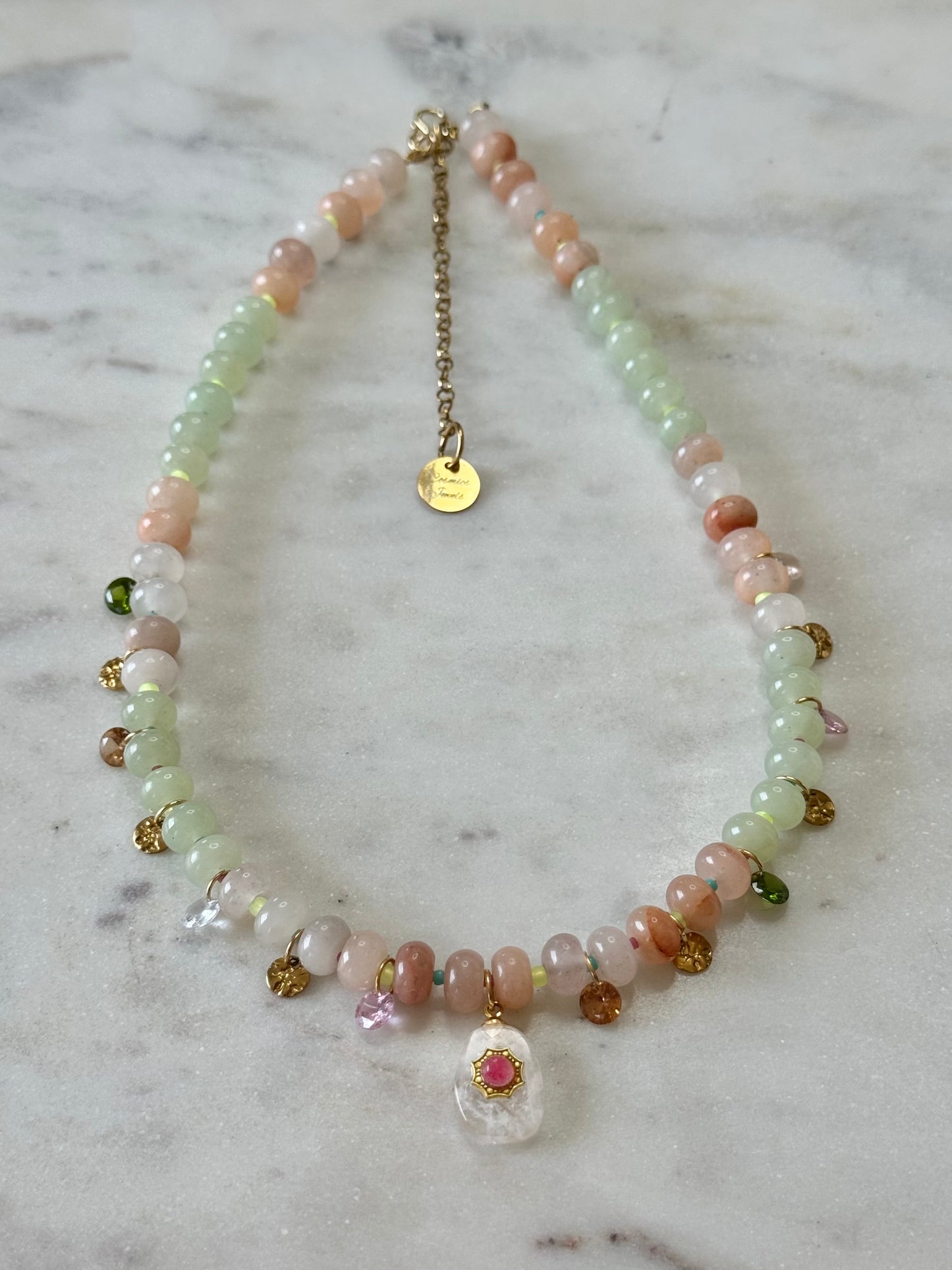 Collier Charms Jade & Cristal de roche — La clarté au cœur du vivant