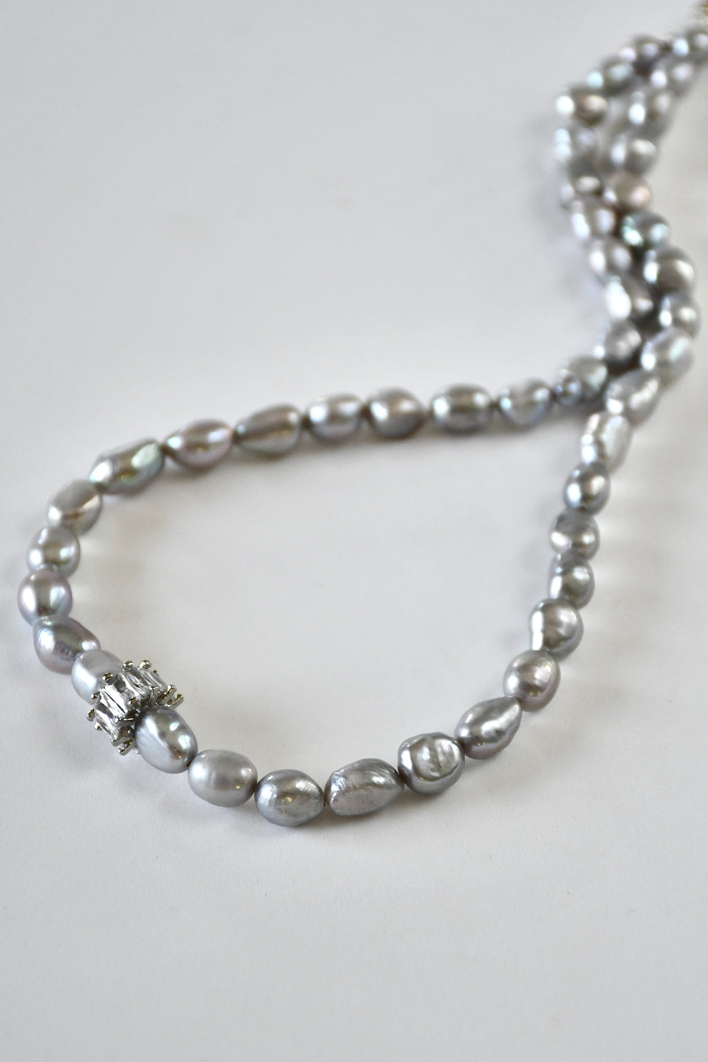 Collana Perla d'acqua dolce — La grazia del vivente