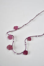 Collier Rubis brut & Améthyste lavande  sur soie