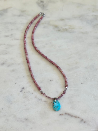 Collier Turquoise, Tourmaline& Rhodonite — La guérison dans toute sa splendeur