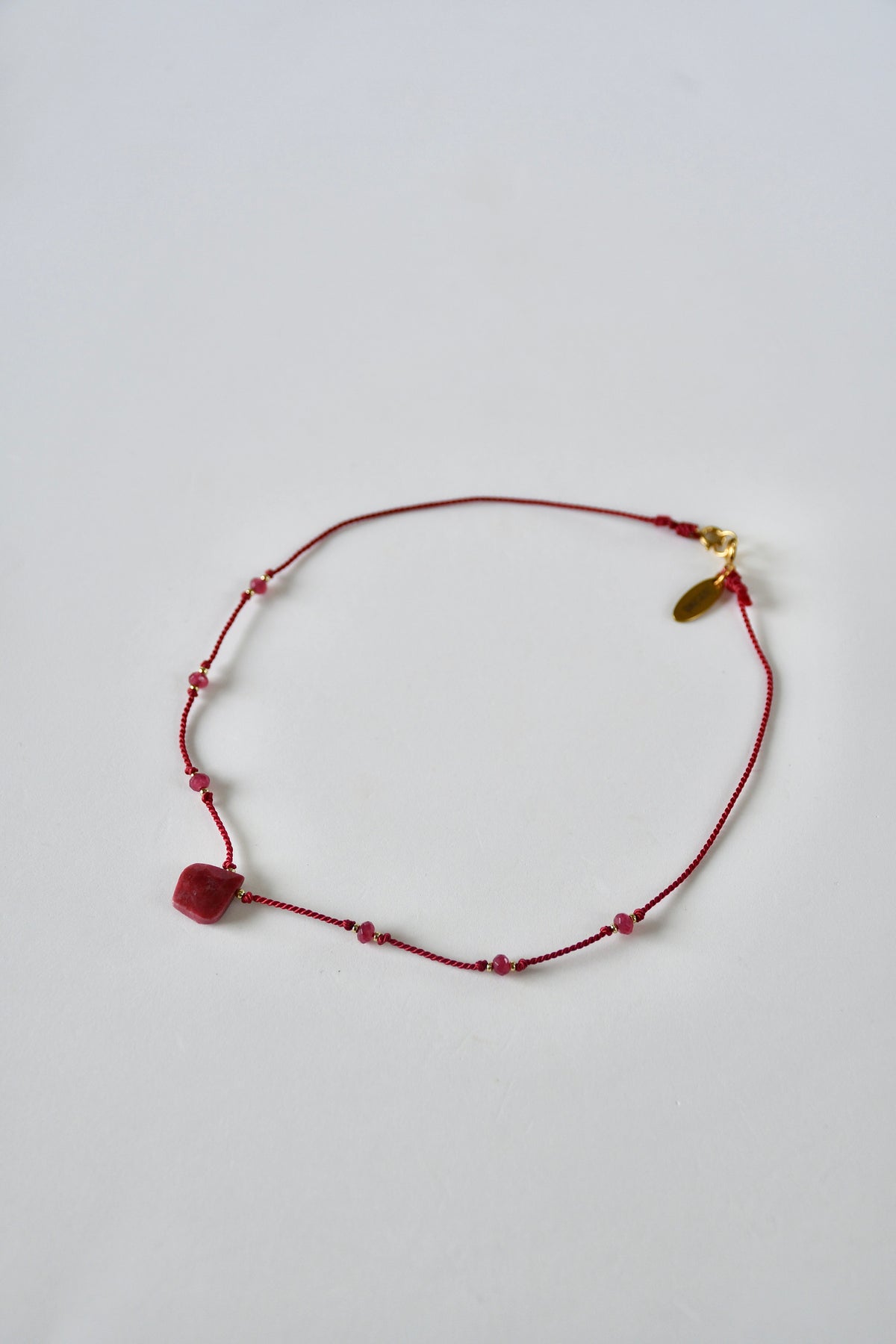 Collier Thulite sur soie
