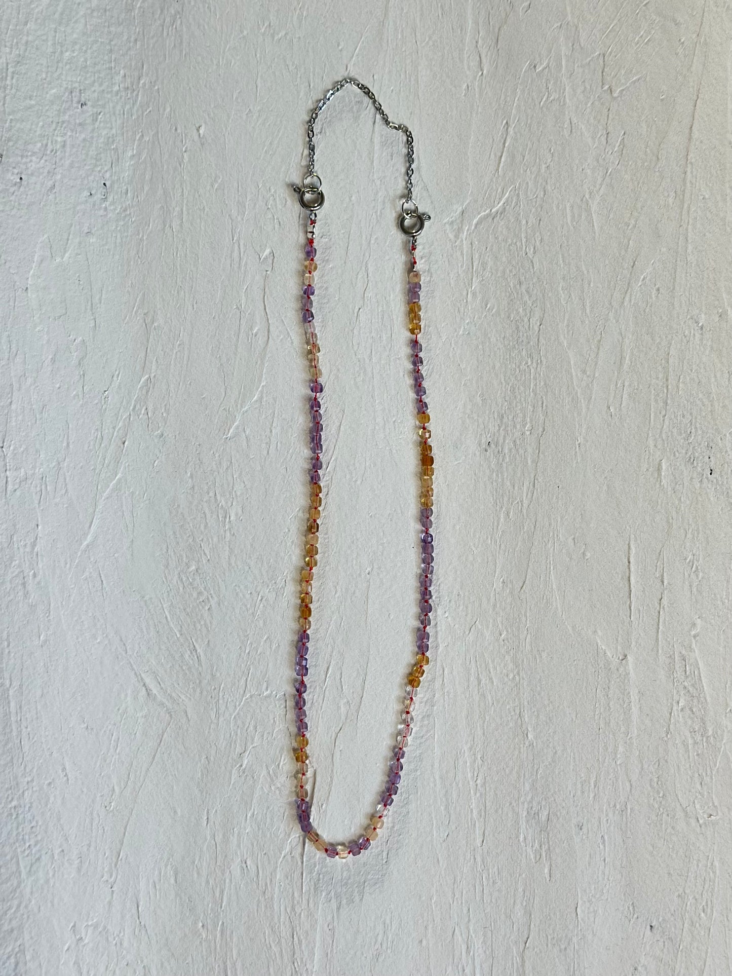 Colliers Améthyste/Citrine & Cristal de roche sur soie – Clarté intérieure & lumière consciente