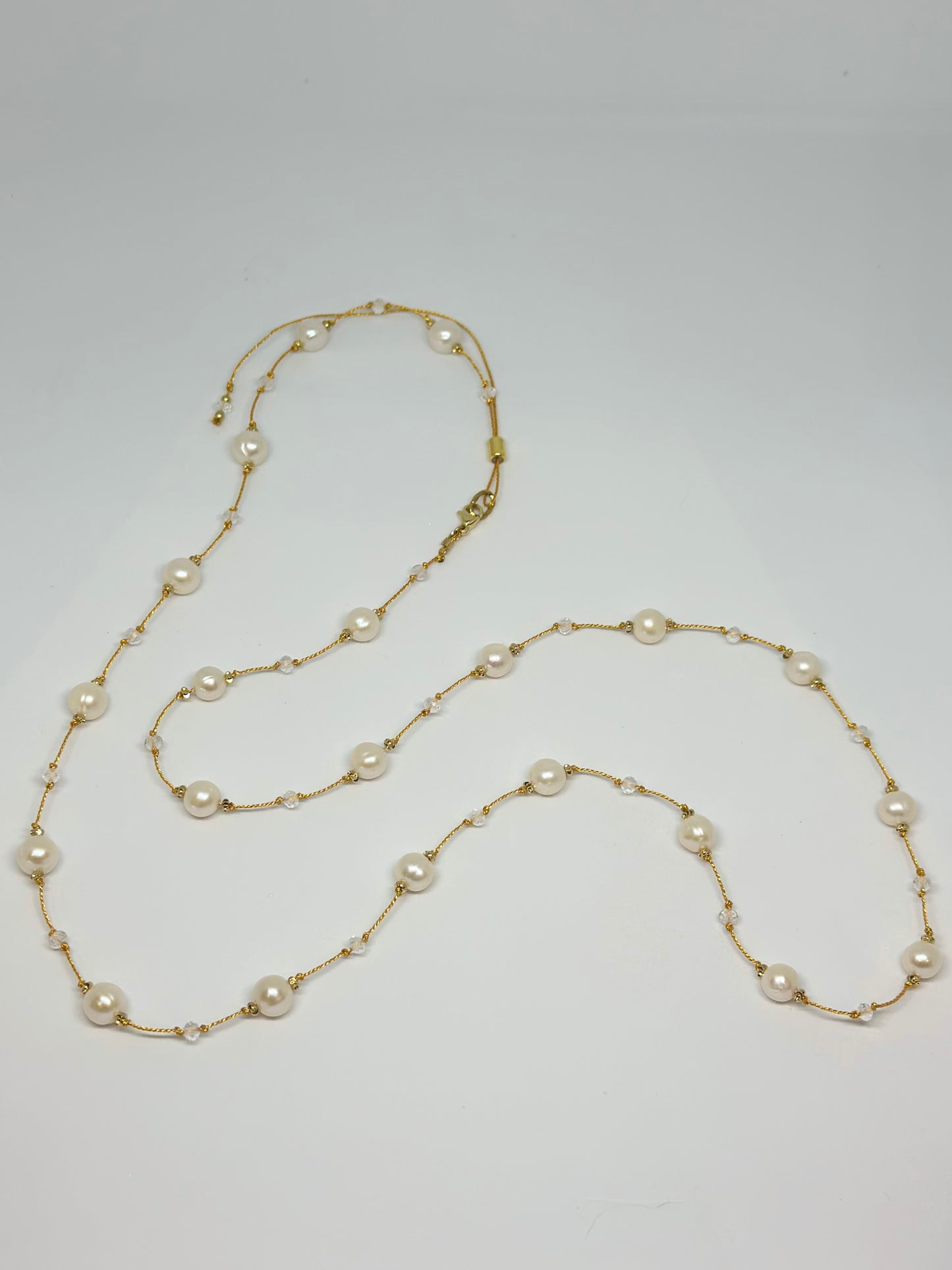 Collier “Cycle de lumière”, 21 perles de culture, doré, à porter en double ou en sautoir