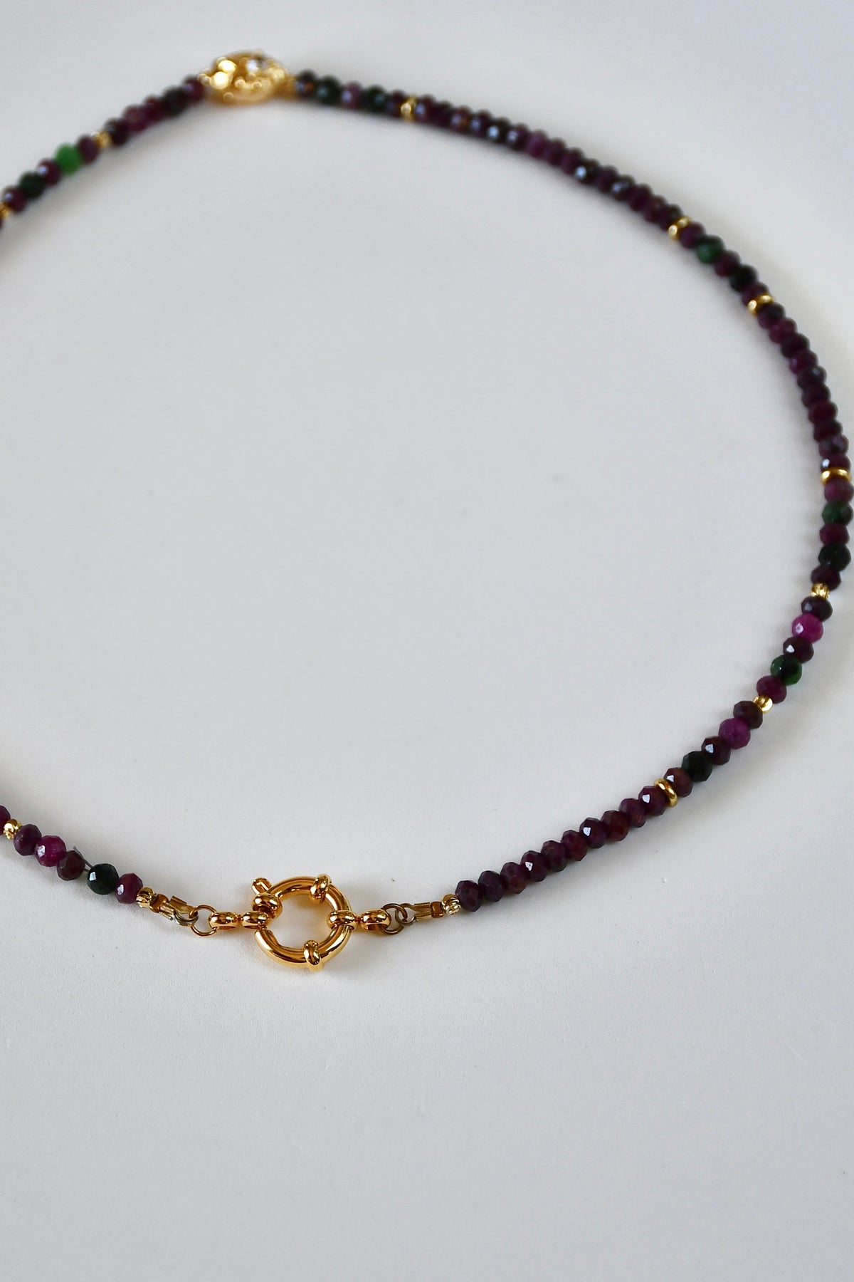 Collier Rubis — Force, Passion & Présence
