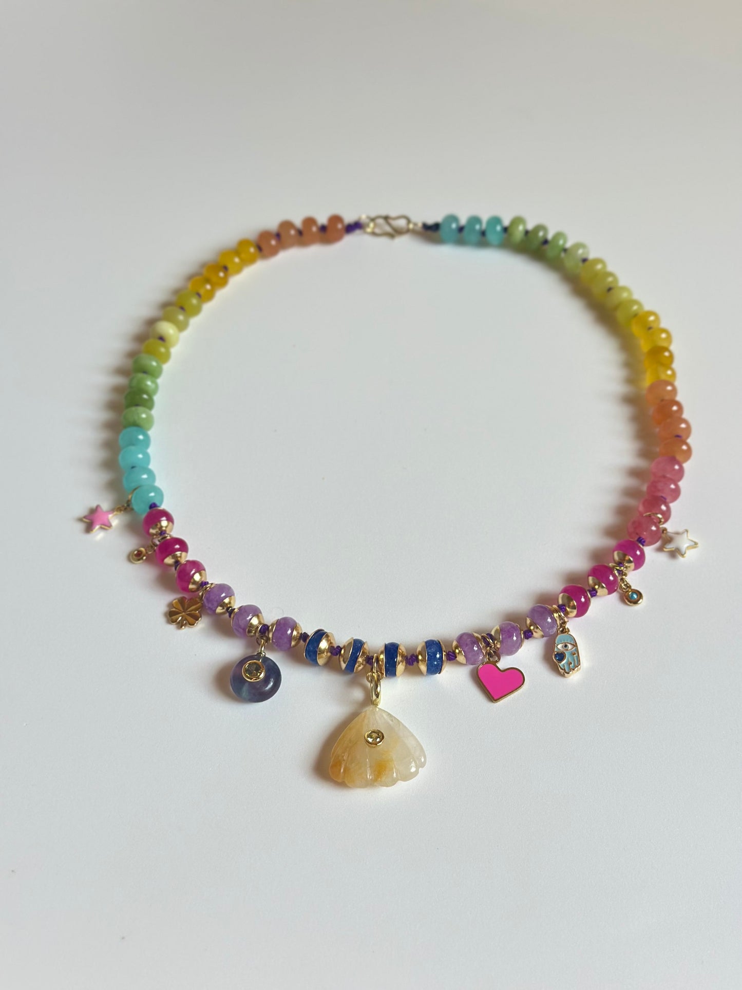 Colliers en Jade multicolore + pendentifs — Harmonie intérieure & sagesse du cœur