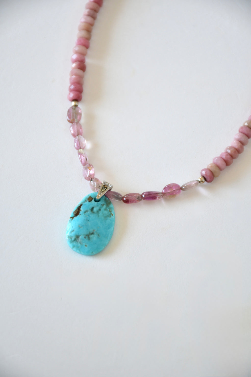 Collana Turchese, Tormalina e Rodonite — La guarigione in tutto il suo splendore