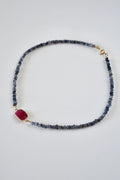 Collier Iolite & Rubis — Vision intérieure et feu du cœur