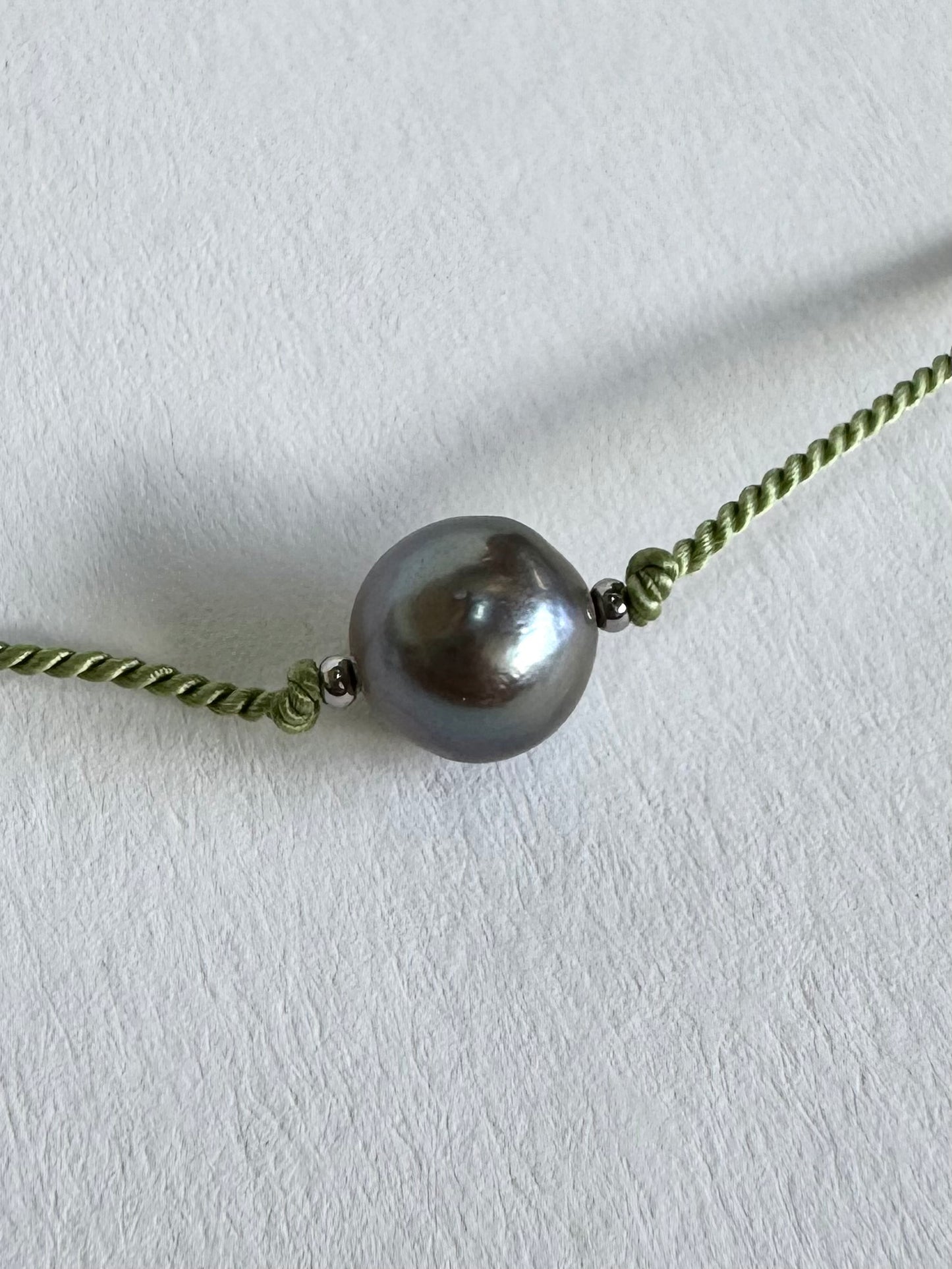 Collier perle de Tahiti sur soie
