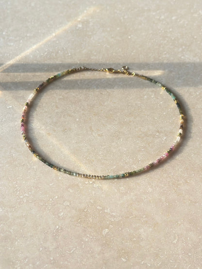 Tourmaline multicolore et Hématite – Harmonie, énergie vitale et ancrage