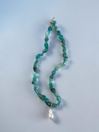 Collana Apatite & Perla d'acqua dolce — La voce dell'intuizione