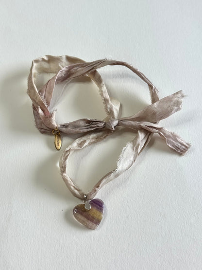 Collier Fluorite sur ruban de soie — L’Esprit Clarifié