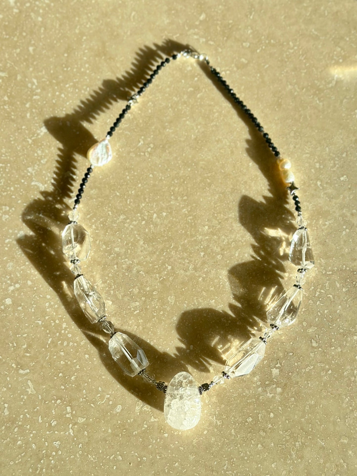 Collier Tourmaline, Cristal de roche, Perle d’eau douce