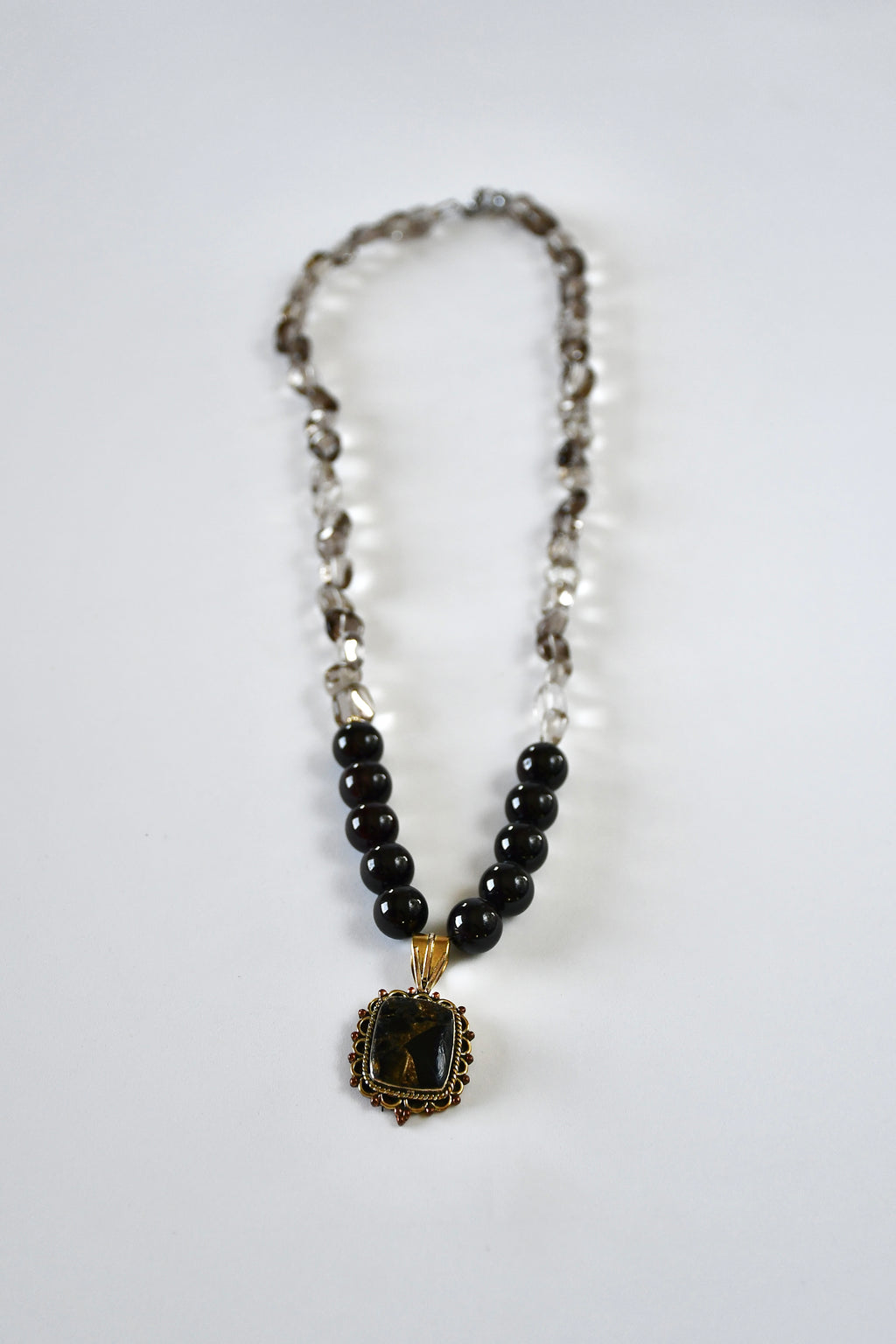 Collier Turquoise noire, Quartz fumé & Grenat