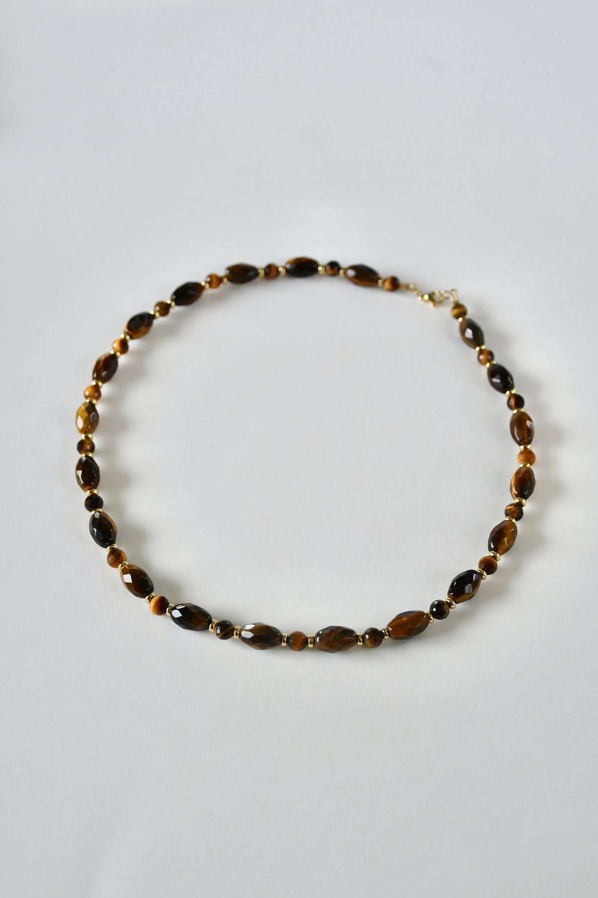 Collier Œil de tigre – Force et clarté