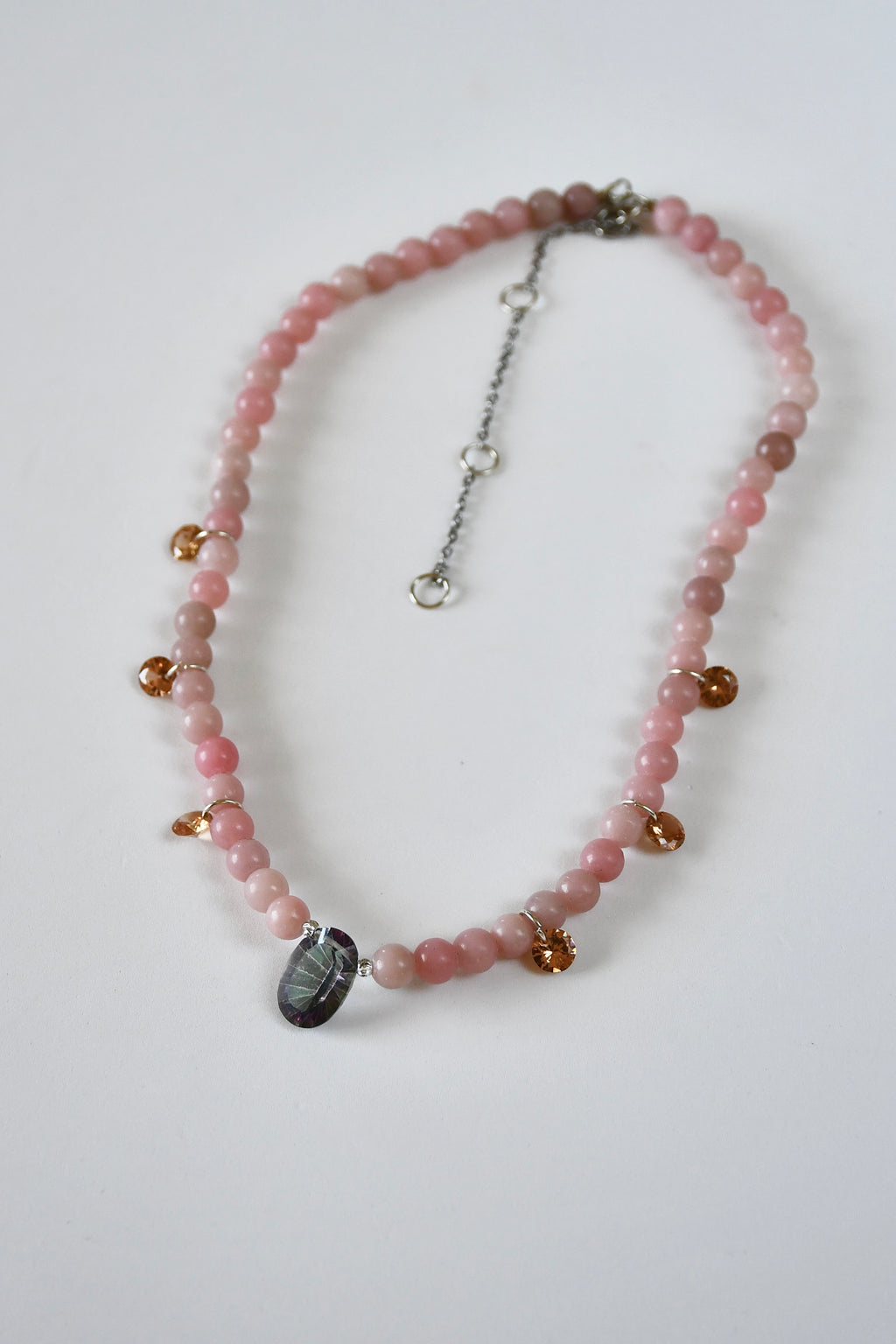 Collana Opale rosa & Cristallo — La tenerezza allo stato puro