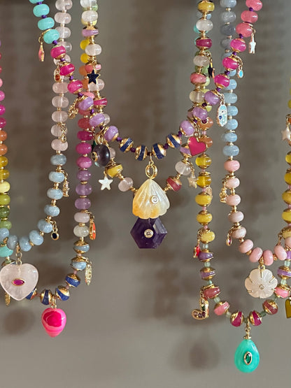 Colliers en Jade multicolore + pendentifs — Harmonie intérieure & sagesse du cœur