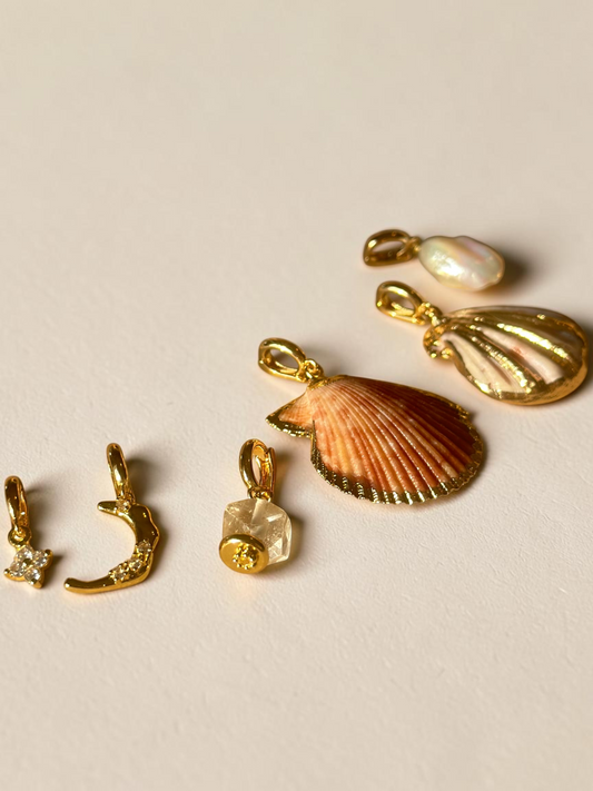 Pendentifs dorés