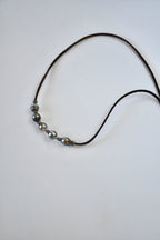 Collier Perles de Tahiti sur cordon de cuir