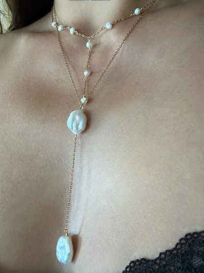 Colliers perles d’eau douce sur chaîne