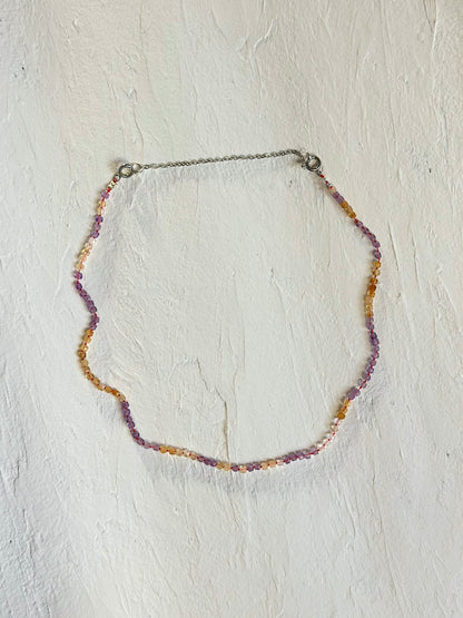 Colliers Améthyste/Citrine & Cristal de roche sur soie – Clarté intérieure & lumière consciente