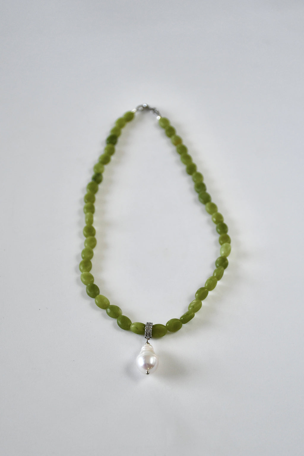 Collier Jade & Perle d’eau douce — Le cœur apaisé
