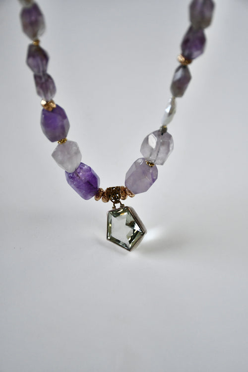 #134 Halskette Amethyst & Lava