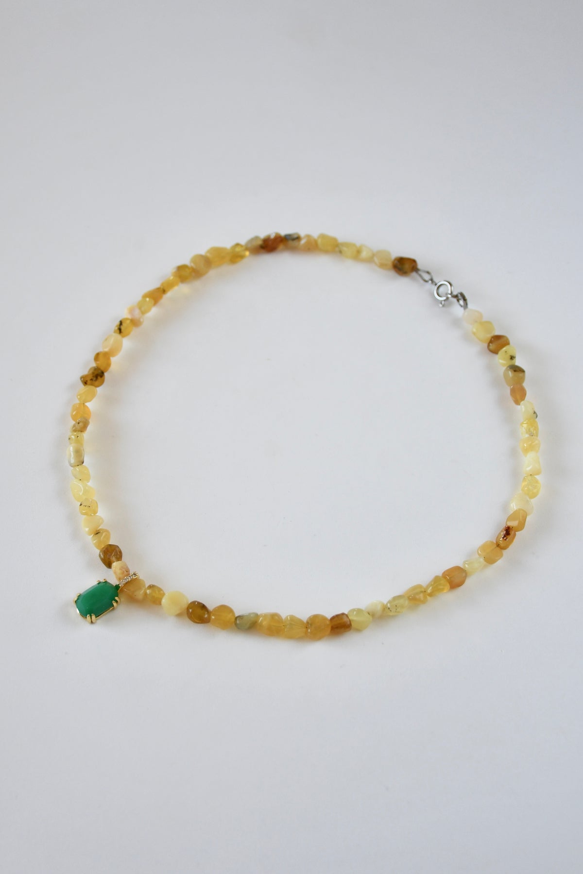 Collier Onyx & Opale jaune — Sagesse intérieure et lumière confiante