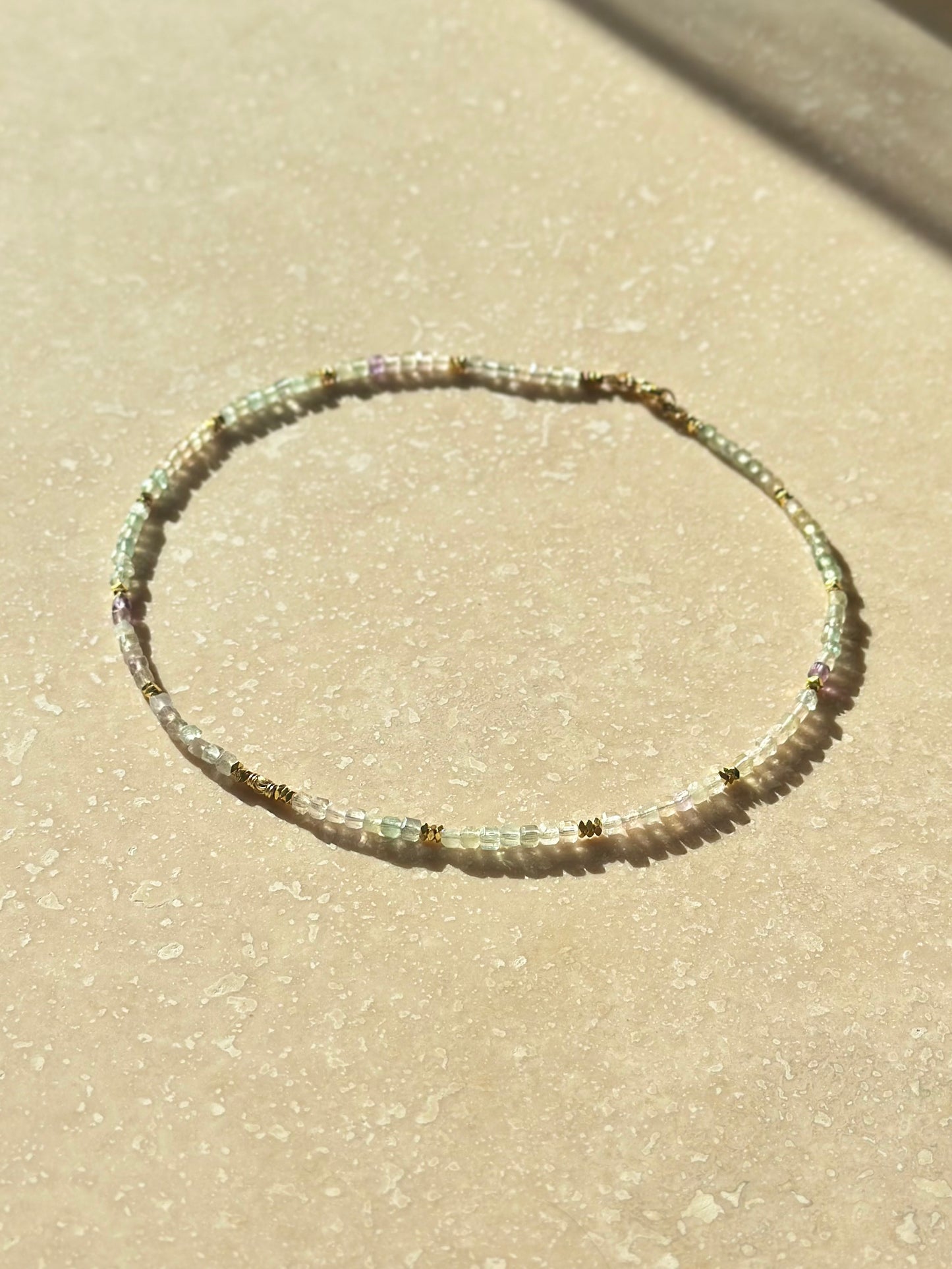 Collier Fluorite — La pierre des sages et des initiés