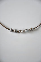 Collier Perles de Tahiti sur cordon de cuir