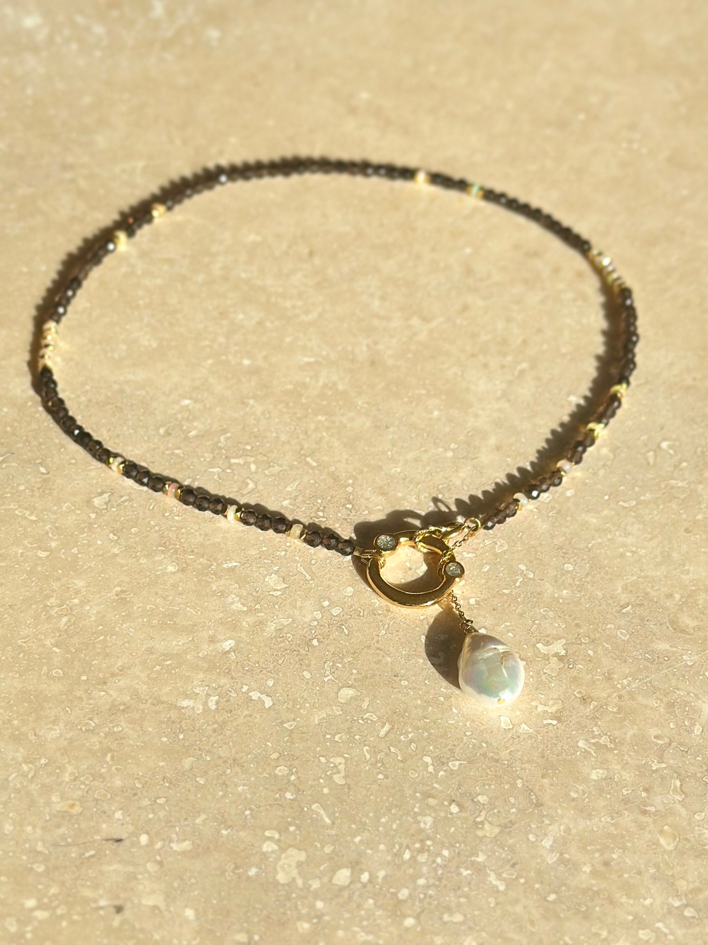 Quartz fumé & Opale d’Éthiopie – illumination