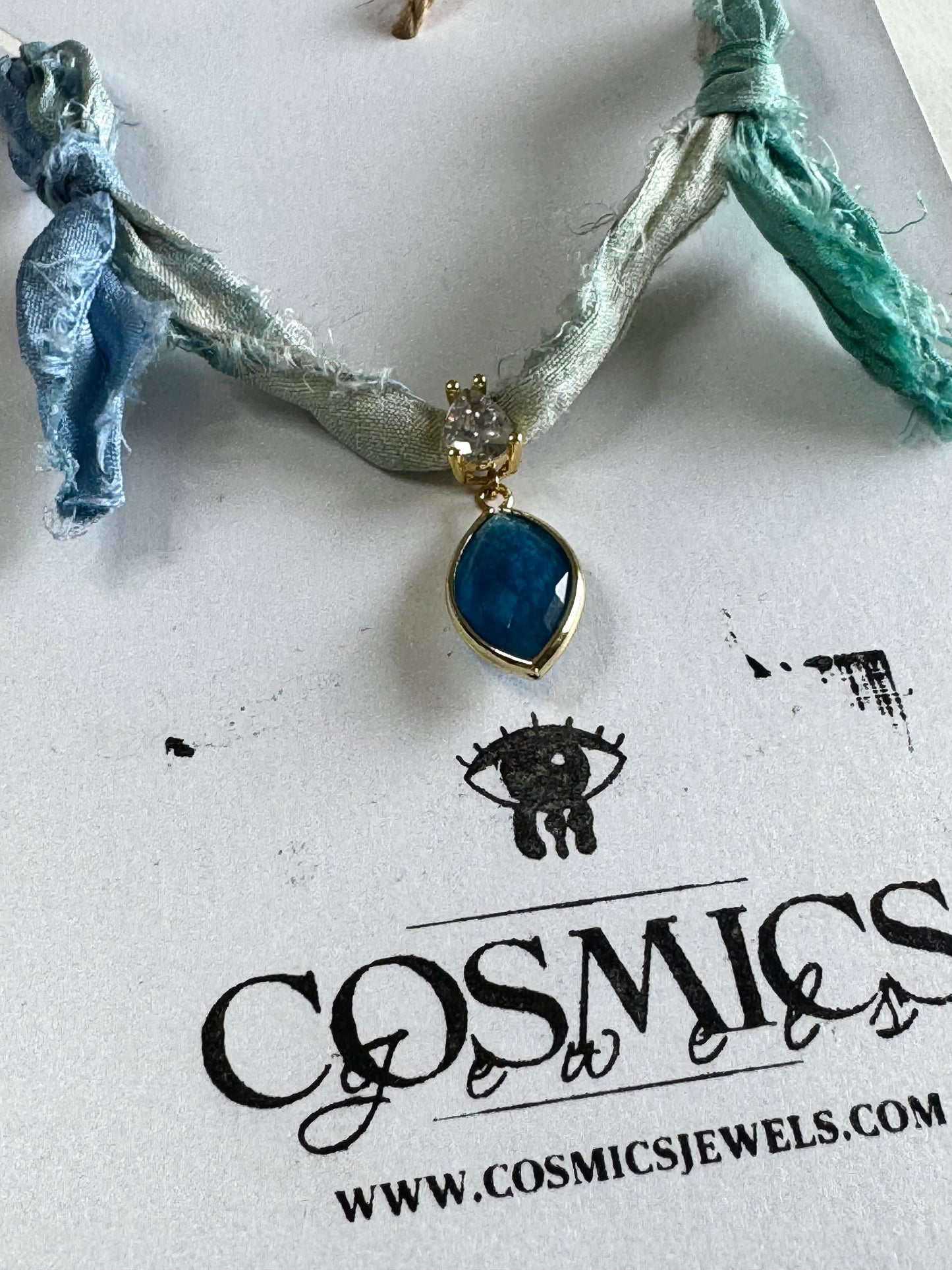 Collier Apatite sur ruban de soie — L’Éveil de la Volonté