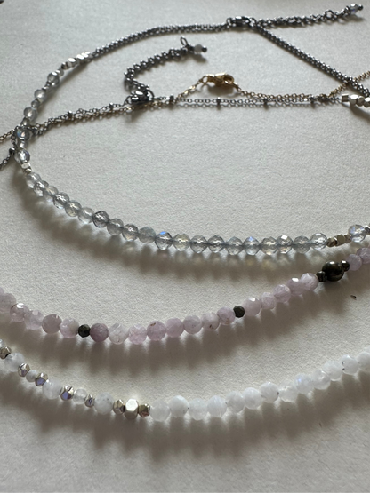 Colliers de pierres naturelles, Pierre de lune, Labradorite & Kunzite