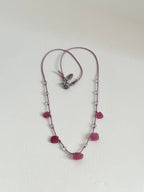 Collier Rubis brut & Améthyste lavande  sur soie