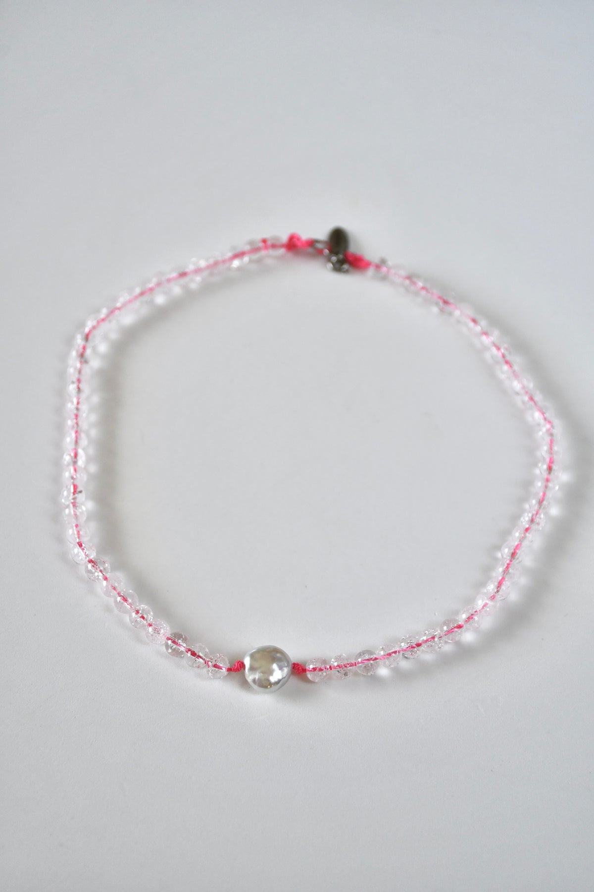 Collana Cristallo di rocca e Perla su Nylon rosa