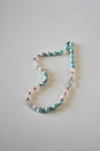 Collana Selenite, Cristallo di Rocca e Howlite — La chiarezza del silenzio
