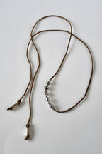 Collier Perles de Tahiti sur cordon de cuir