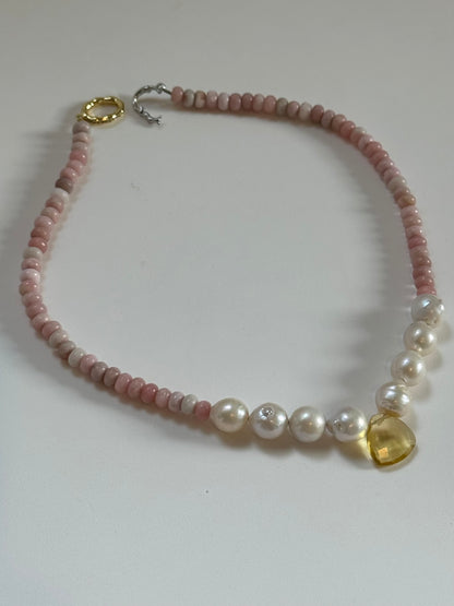 Collier Perles d’eau douce & Opale rose